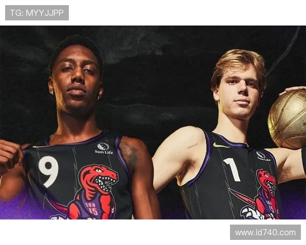 猛龙队备战新赛季揭幕战巴恩斯带领全队次日集训画面曝光